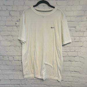 NIKE - t shirt size large